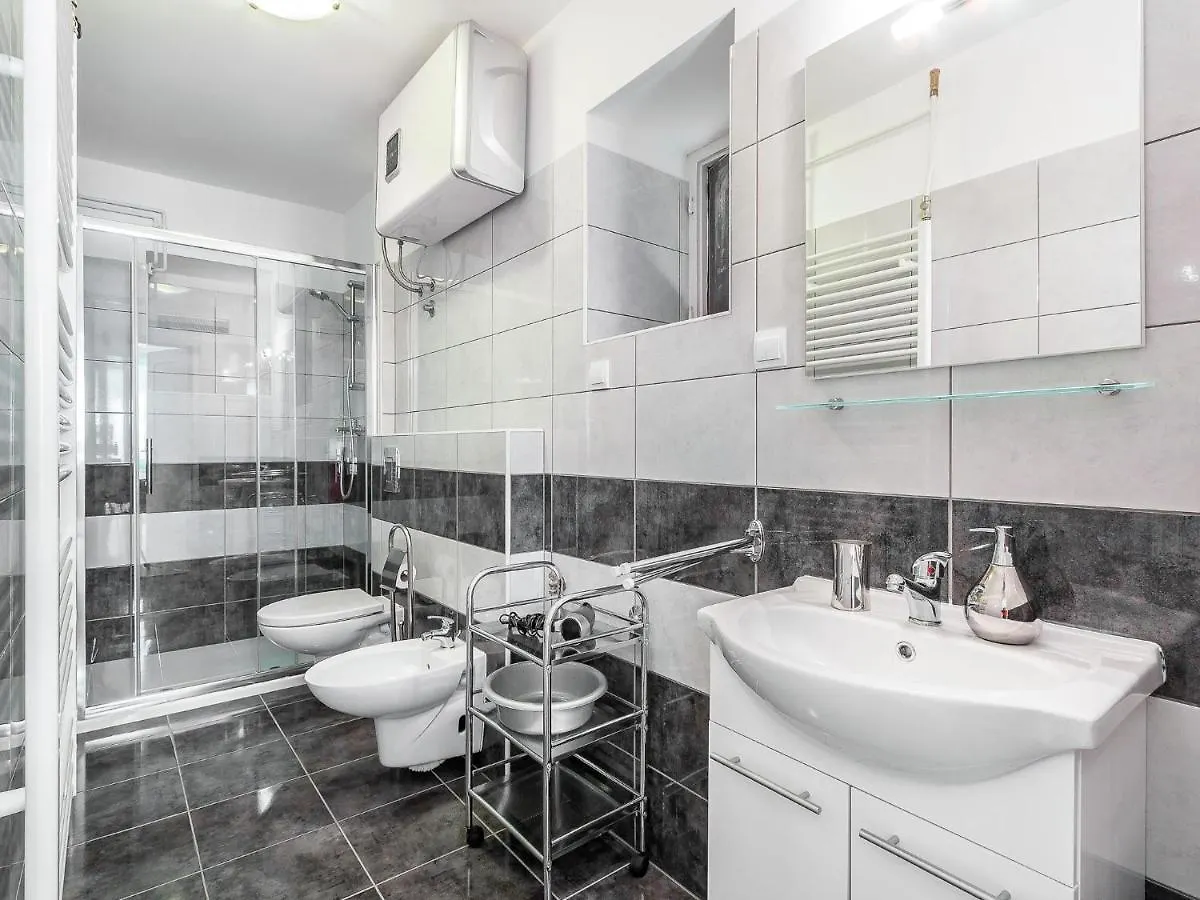 Lovely Apartment Only 500 M From The Sea Pomer