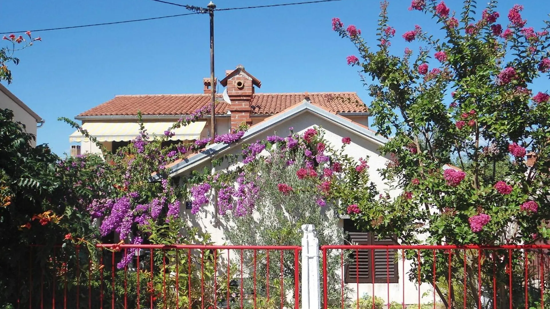 Lovely Apartment Only 500 M From The Sea Pomer
