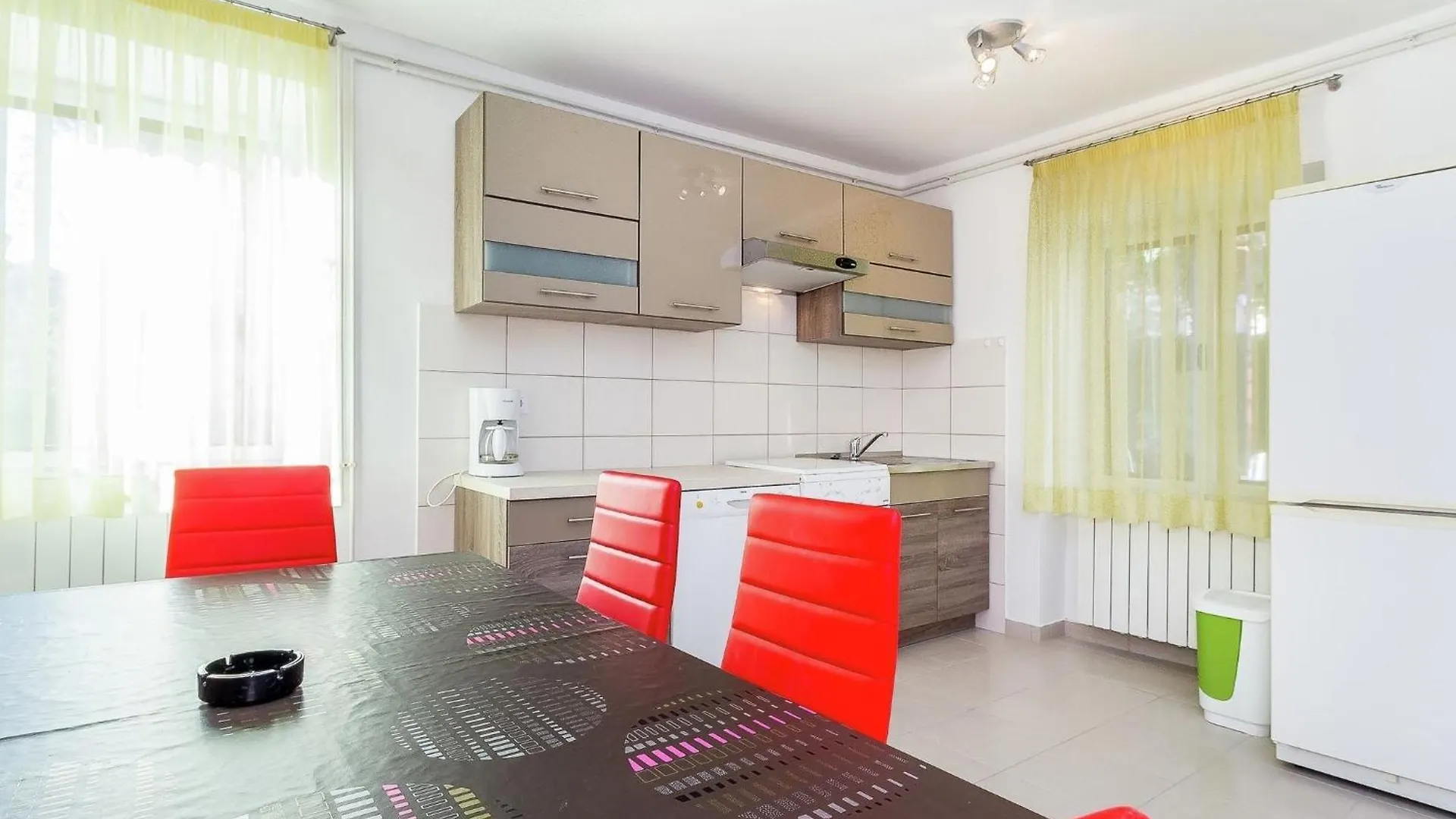 Lovely Apartment Only 500 M From The Sea Pomer